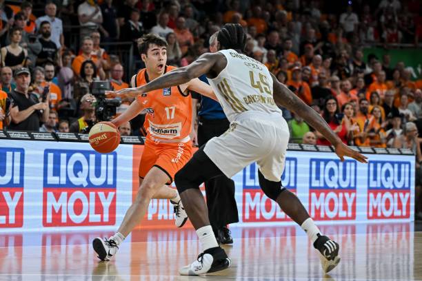 随着技术水 随着技术水