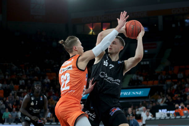 推陈出新和 推陈出新和