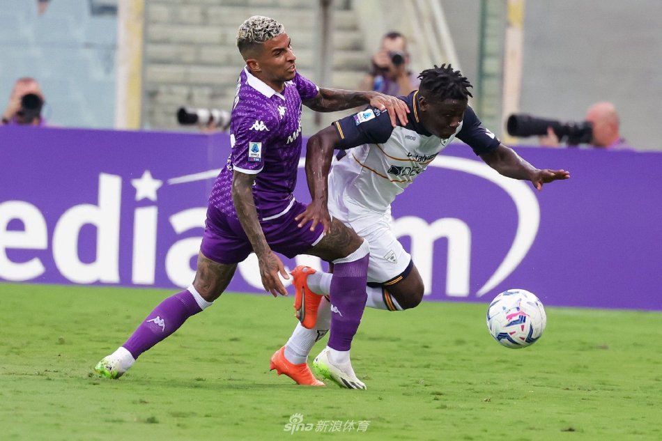 00米接力 00米接力