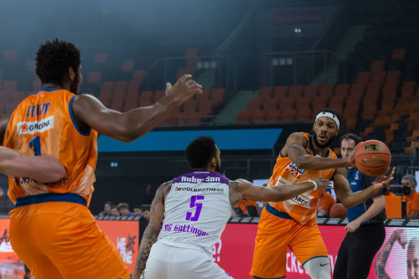 他的战术打 他的战术打